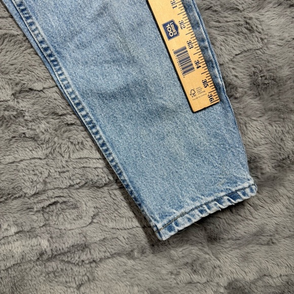 Chic High Rise Blue Jeans with Straight Leg - Picture 9 of 10